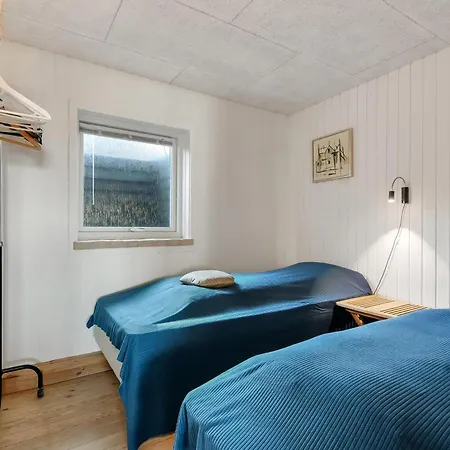 Med Udsigt Over Vesterhavet Sj1003